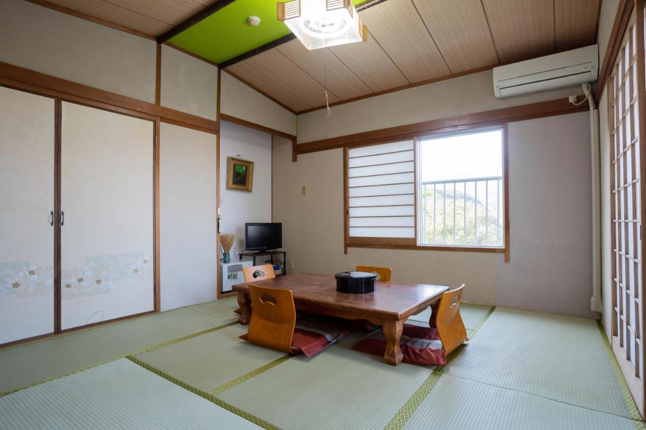 Hotel Yakushima Sanso Экстерьер фото